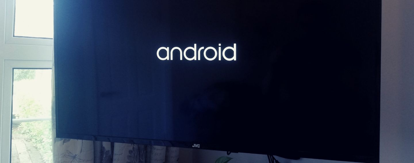 can you use a smart tv without internet