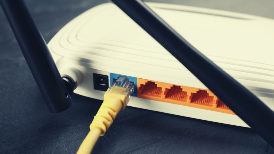 Wi-Fi router with Ethernet