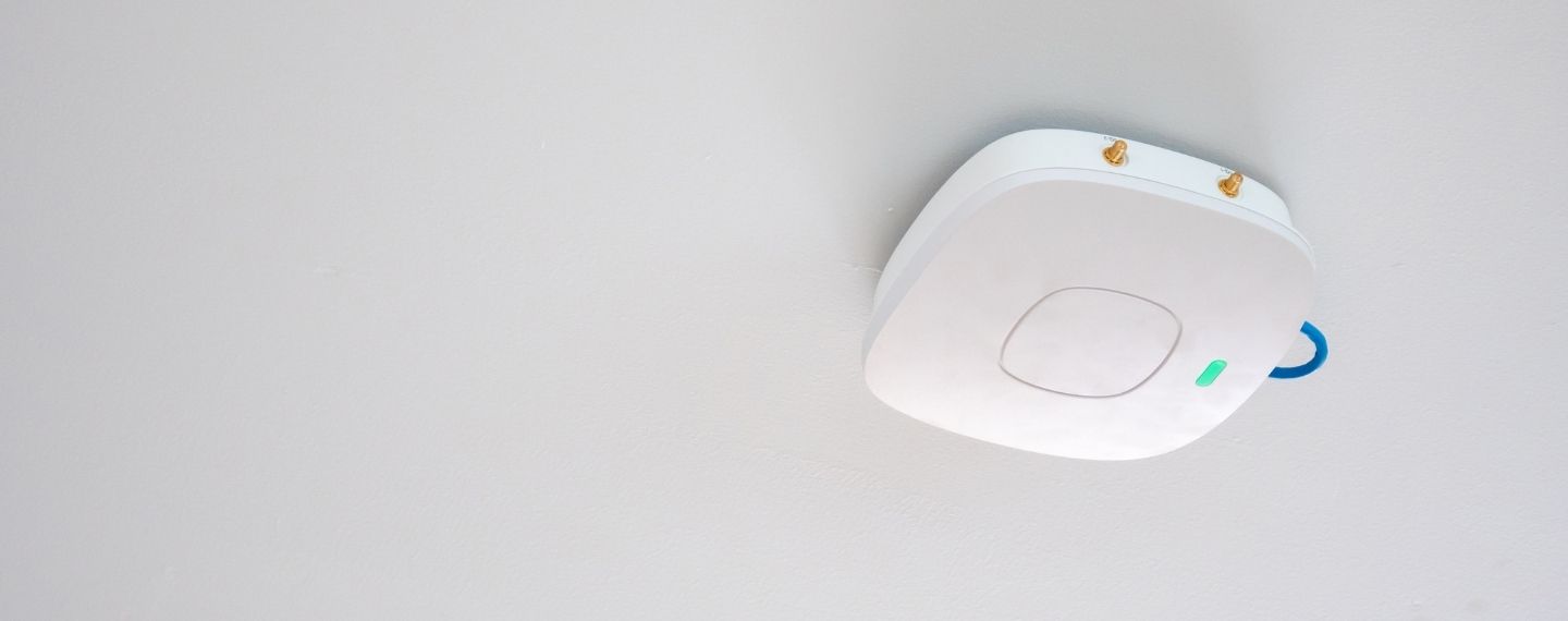 Wireless Access Point vs Range ExtenderRepeater